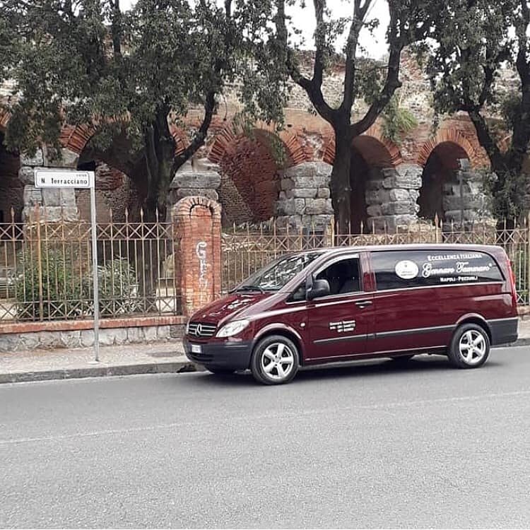 Mezzo onoranze funebri Gennaro Tammaro a Pozzuoli
